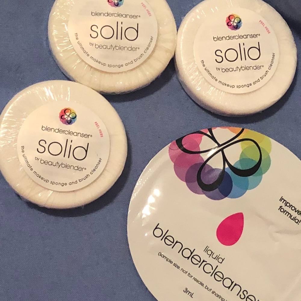 Beauty blender mini soap